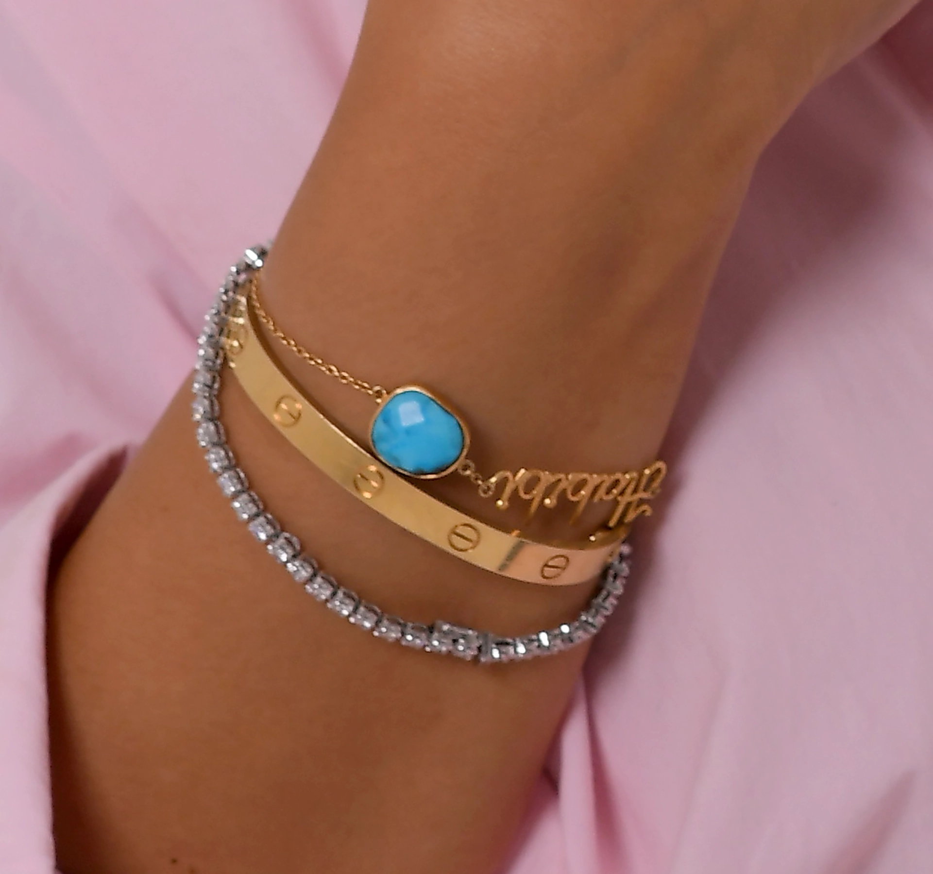 HABIBI CALLIGRAPHY GOLD BRACELET - Image 3