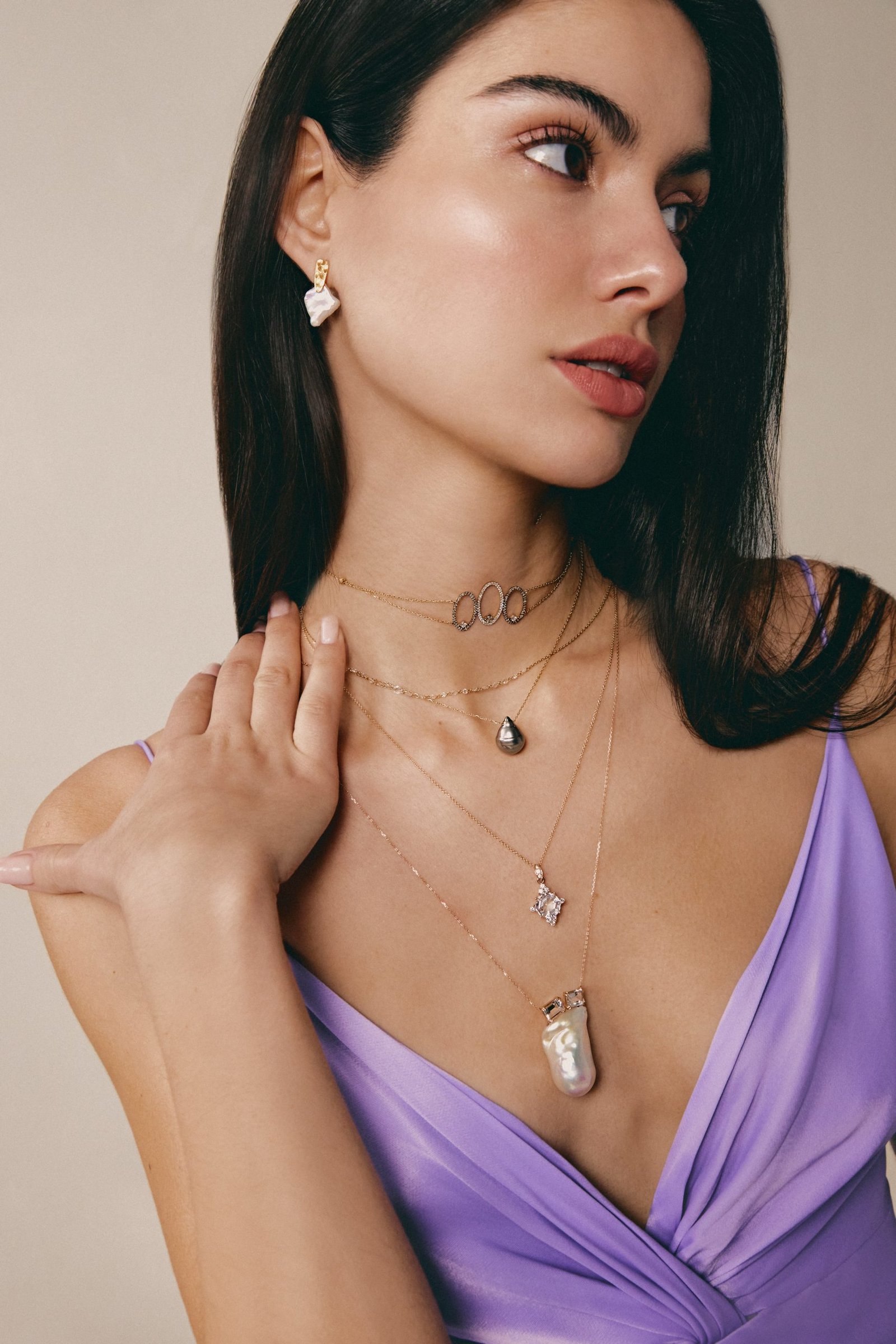 Brown & White Diamond Choker - Image 3