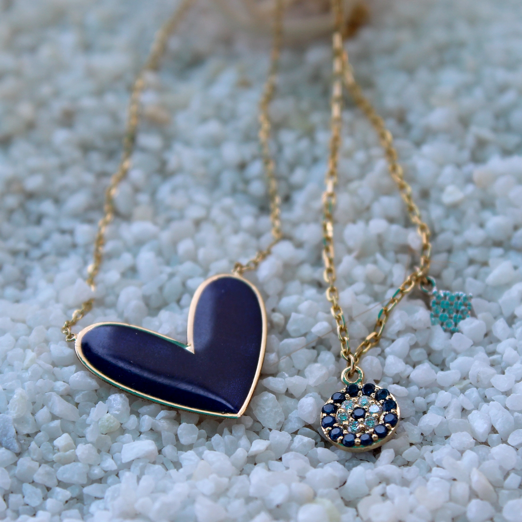 BLUE ENAMEL HEART NECKLACE - Image 2