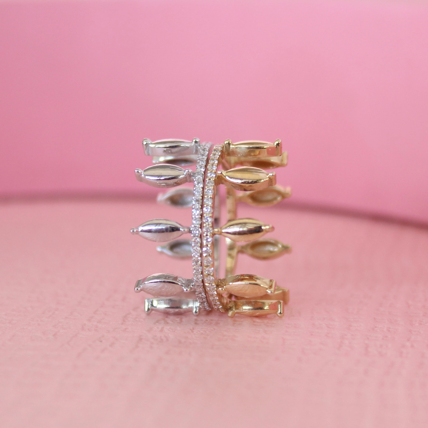 MARQUISE TIARA DIAMOND RING - Image 2